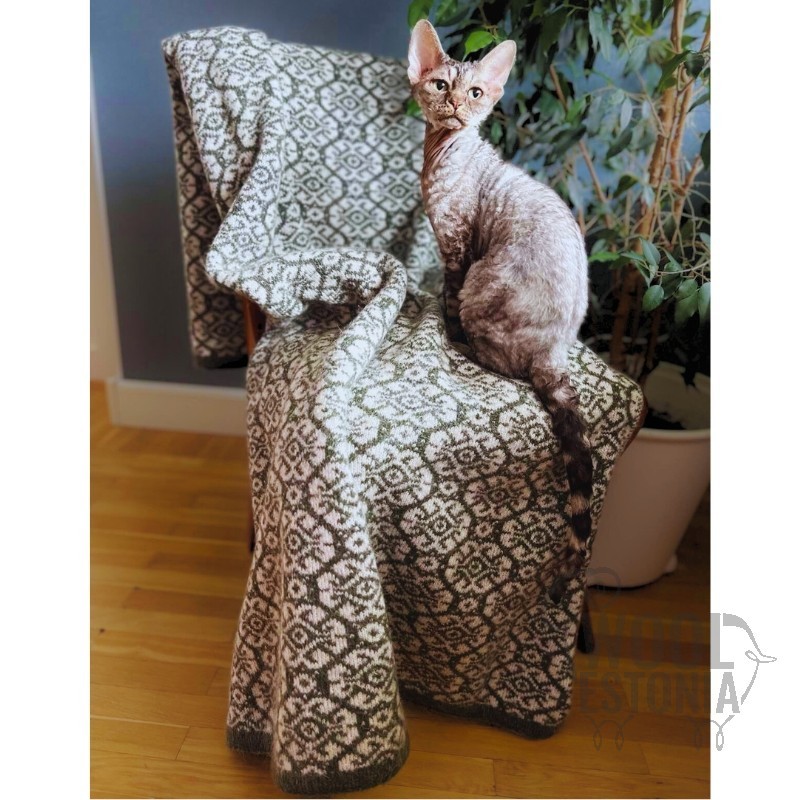 woolen knitted blanket